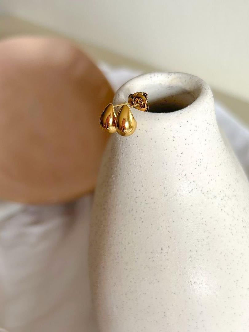 Mira Teardrop Stud Earring