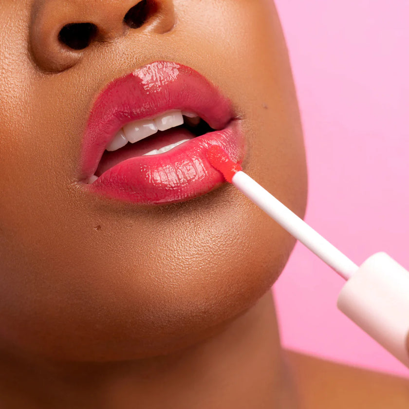 Iconic Lip Stain (Classic Red)