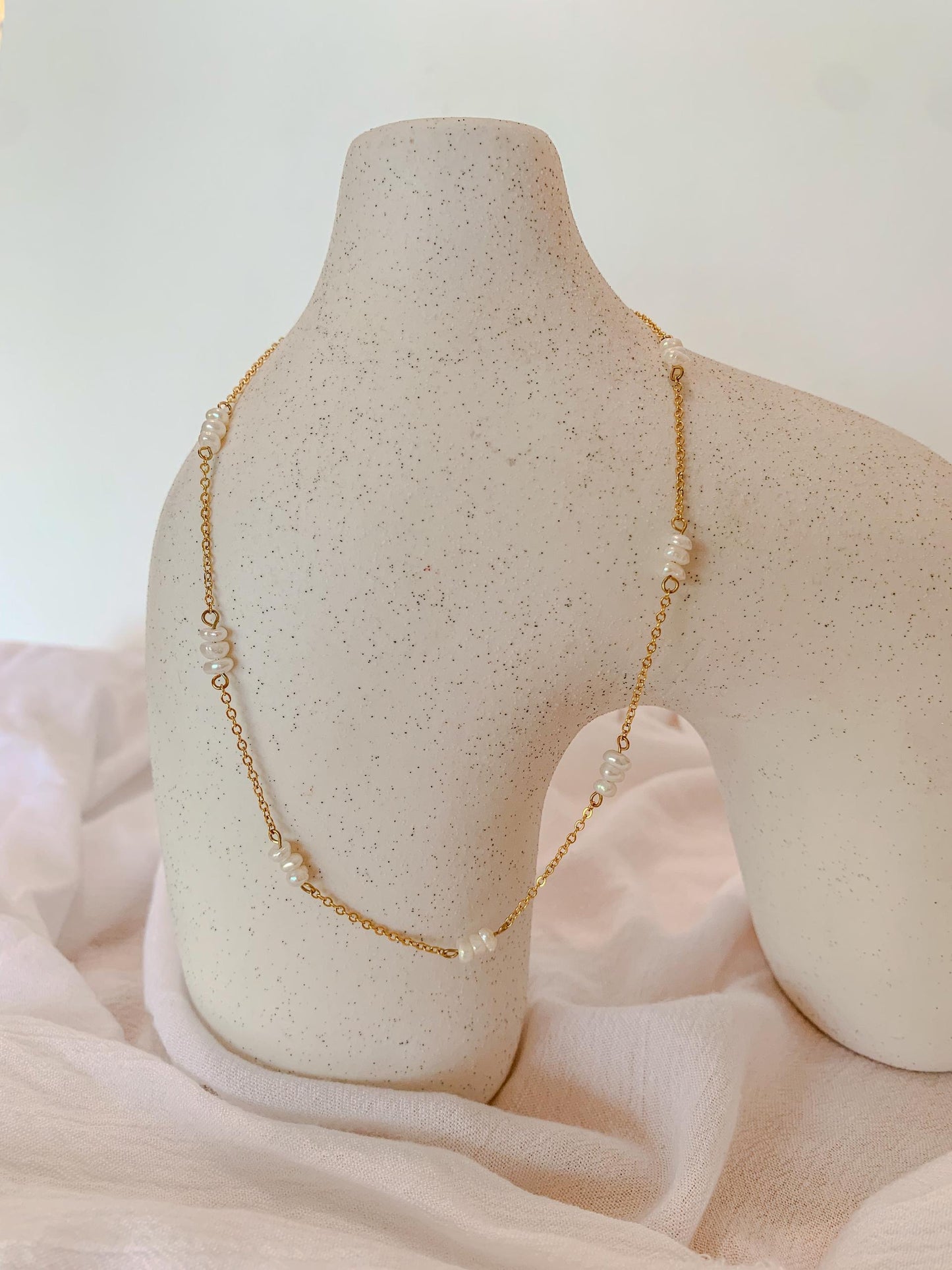 Mira Pearly Girly Necklace